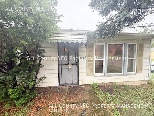House for rent at 898 Wayside Rd, Cleveland, OH 44110