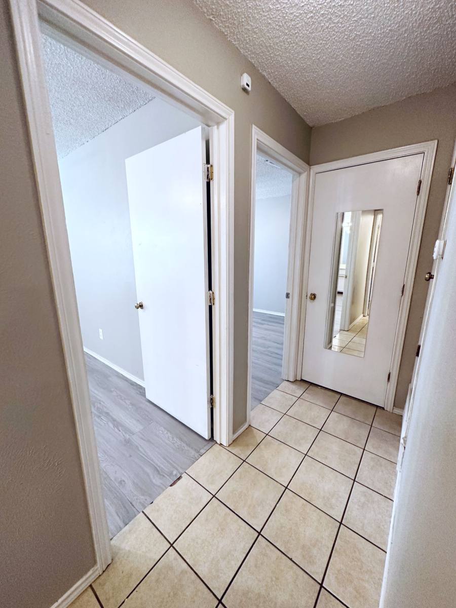 Apartment for rent at 5618 Brownfield Dr, Lubbock, TX 79414