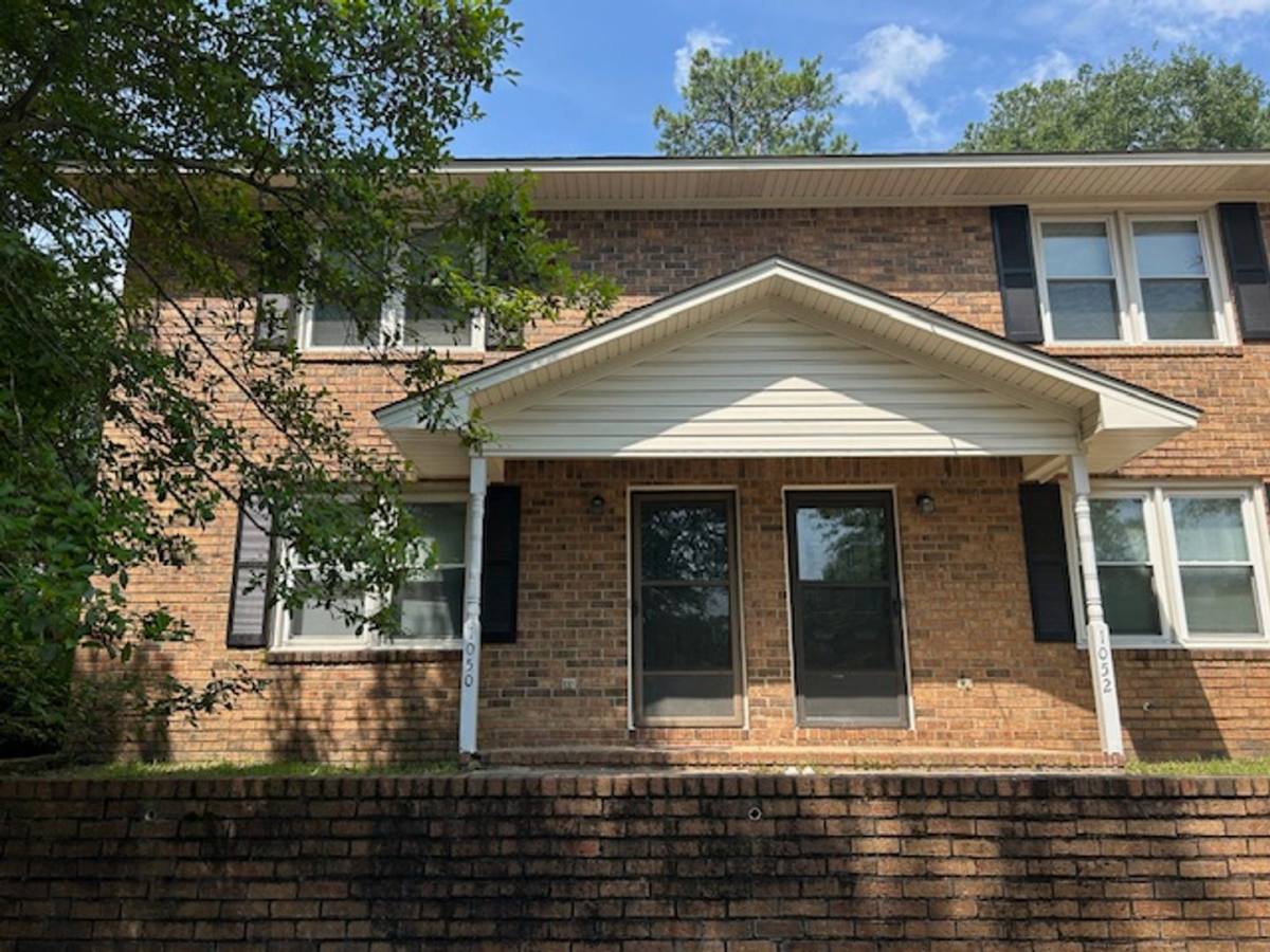Townhouse for rent at 1050 Jessamine Trail, Sumter, SC 29150