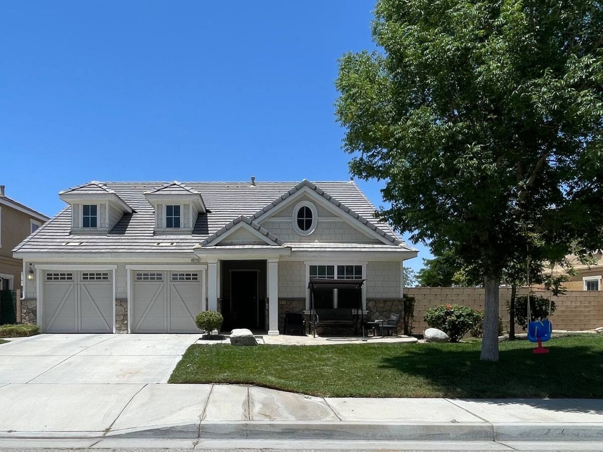 House for rent at 43115 Rucker St, Lancaster, CA 93535