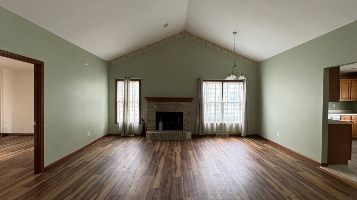 House for rent at 1609 Briarcreek Lane, Springfield, IL 62711