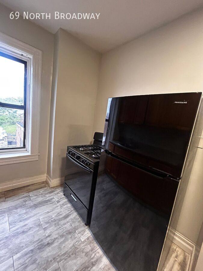 Apartment for rent at 69 N Broadway, Yonkers, NY 10701