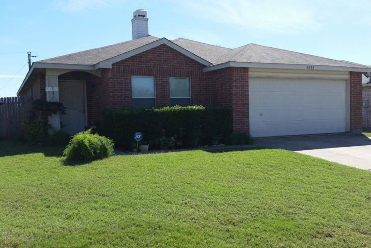 House for rent at 8328 Montecito Dr, Denton, TX 76210