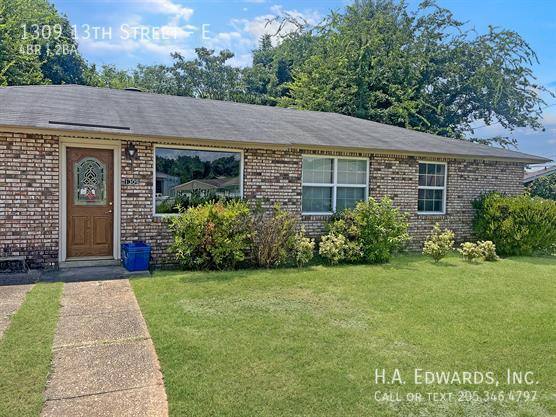 House for rent at 1309 13th St E, Tuscaloosa, AL 35404