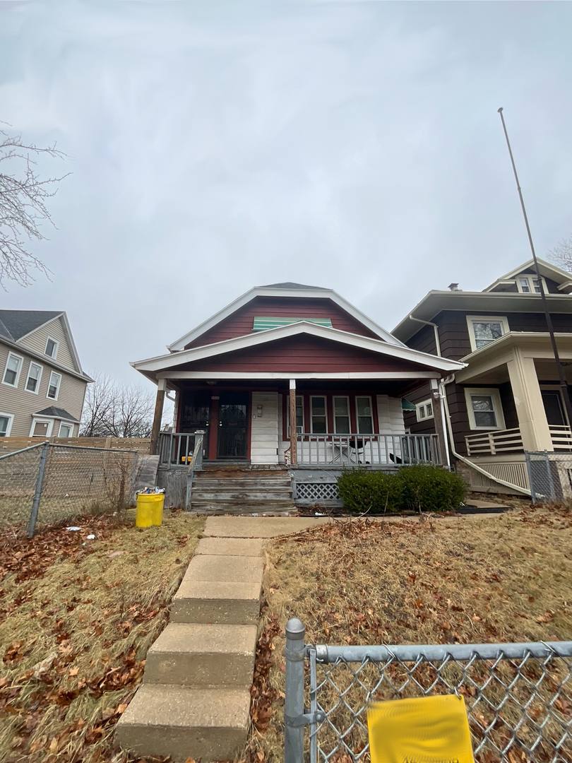 Apartment for rent at 5328 N 35th St, Milwaukee, WI 53209