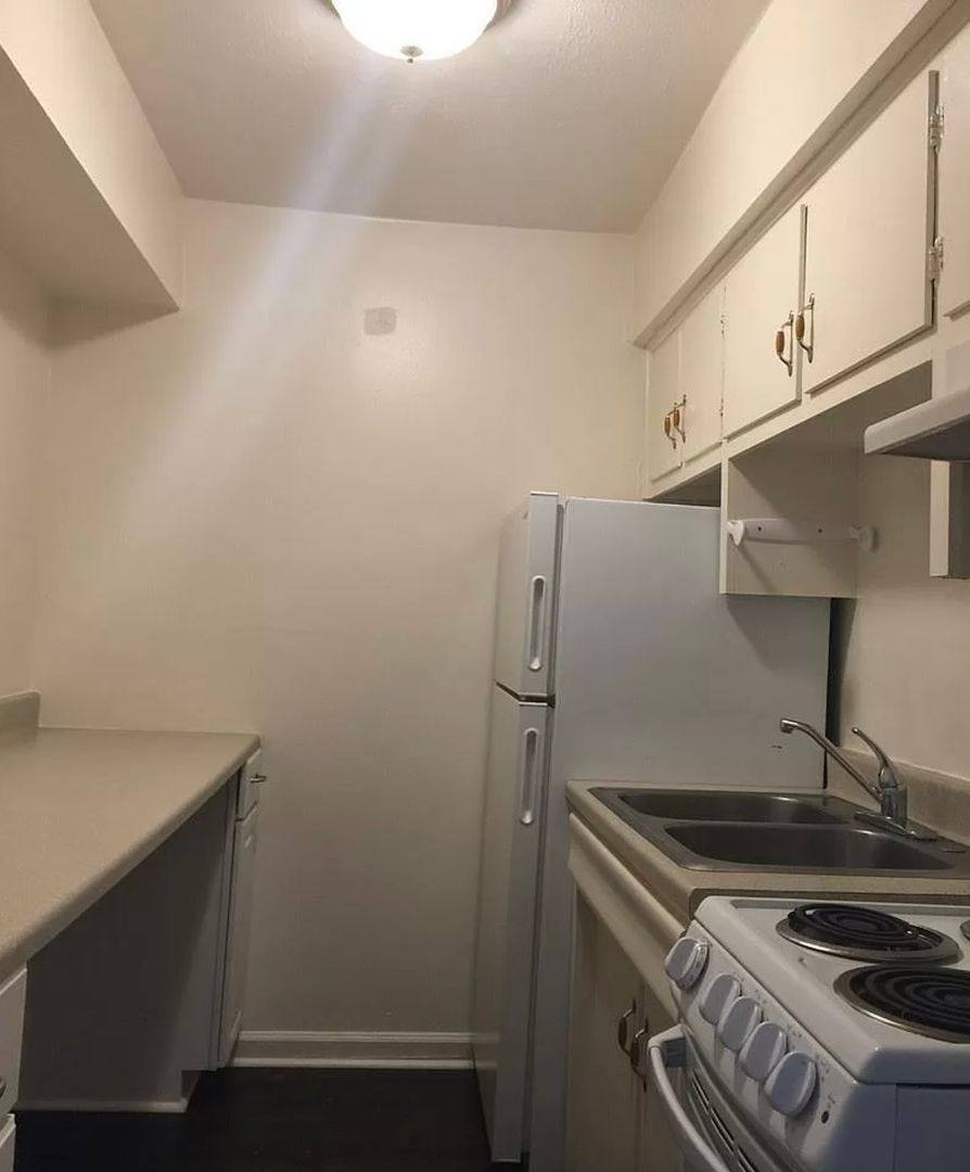 Apartment for rent at 2077 Fontaine Building, Lexington, KY 40502