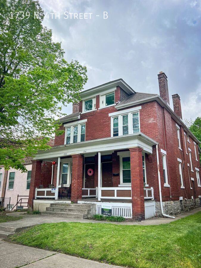 Townhouse for rent at 1739 N 4th St #B, Columbus, OH 43201