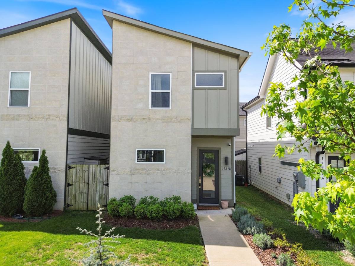 House for rent at 1727B Pecan St, Nashville, TN 37208