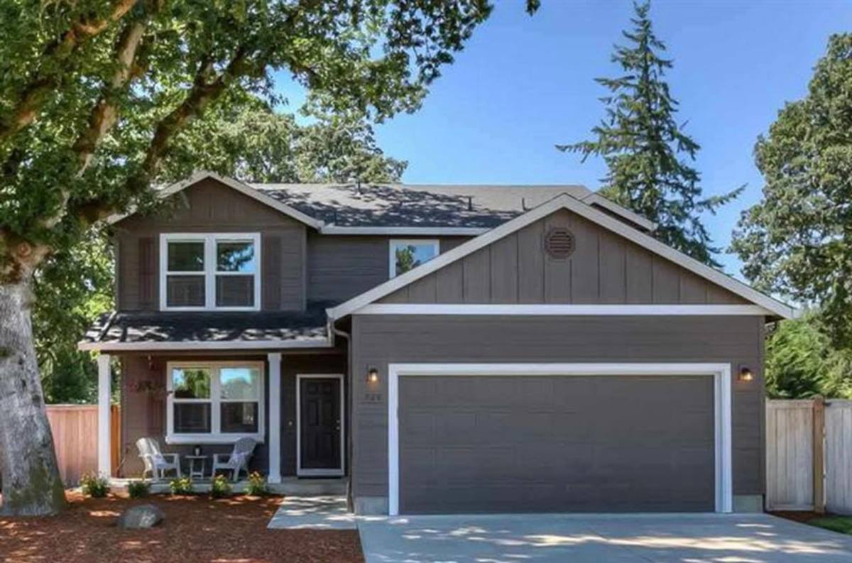 House for rent at 926 Oakmont Loop NE, Albany, OR 97322