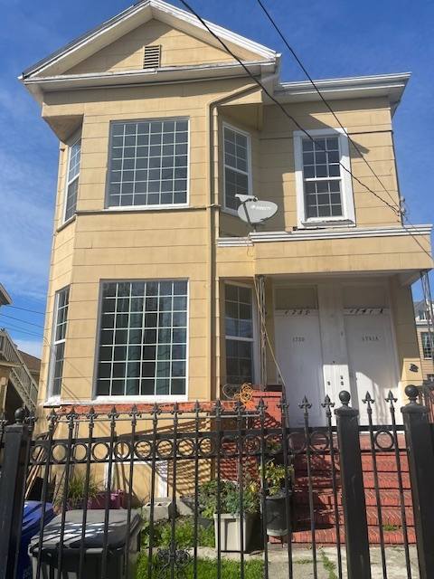 Apartment for rent at 1739 10th Ave, Oakland, CA 94606
