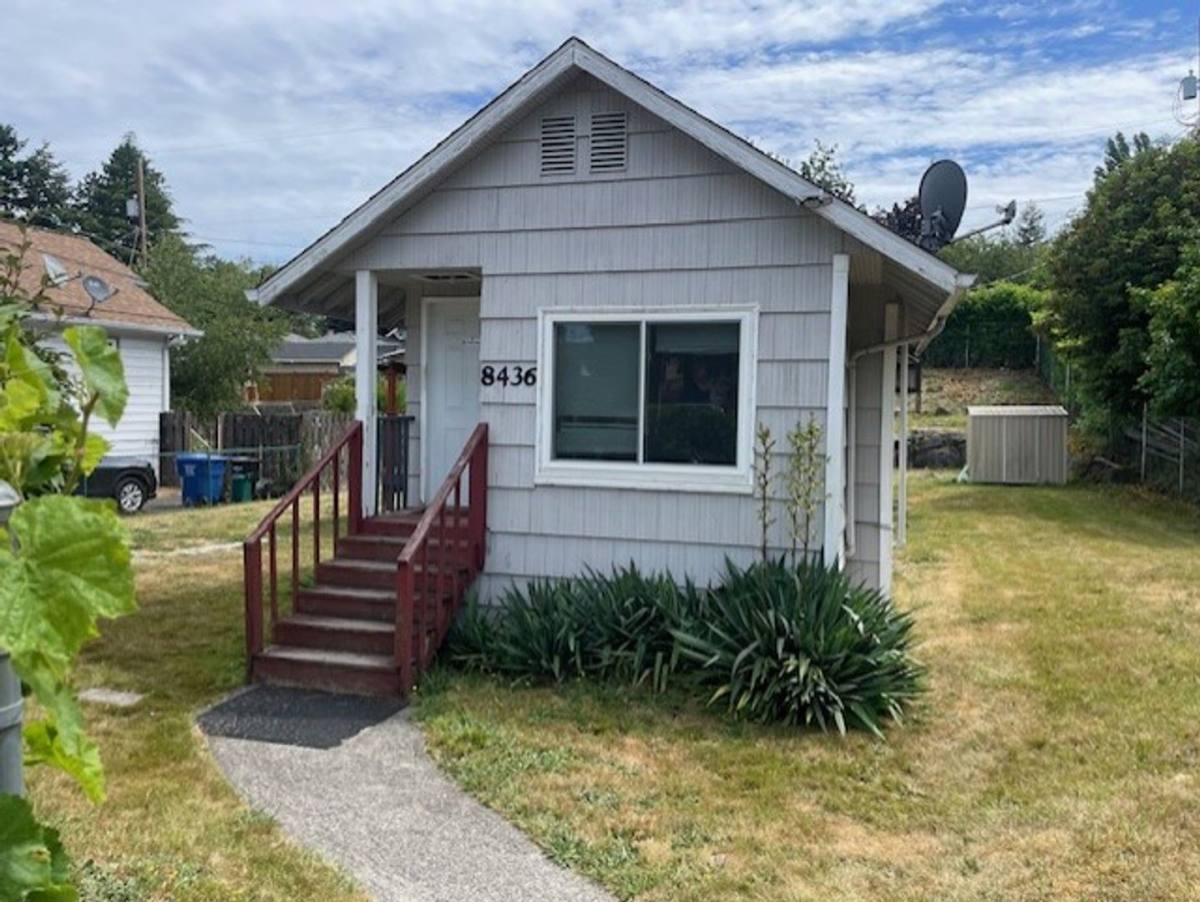 House for rent at 8436 18th Ave SW, Seattle, WA 98106