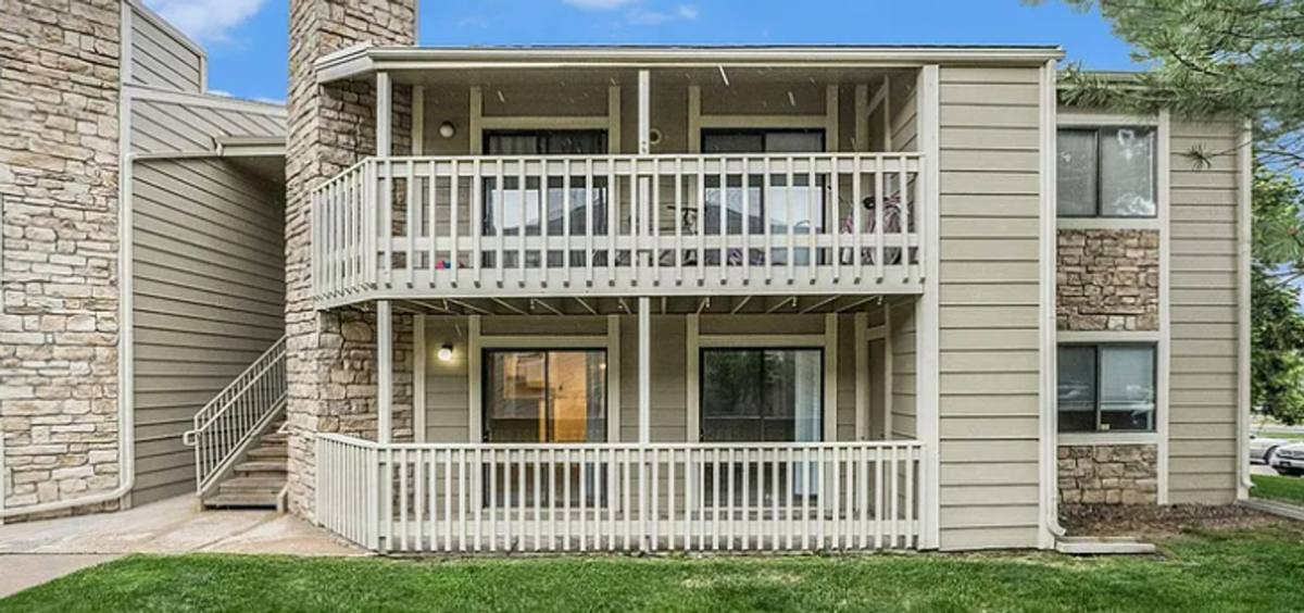 Condo for rent at 8225 E Fairmount Dr, Denver, CO 80247