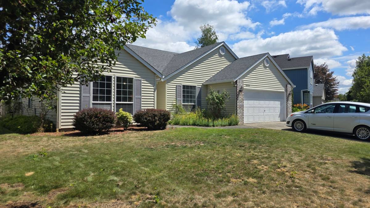 House for rent at 16910 SE 28th St, Vancouver, WA 98683