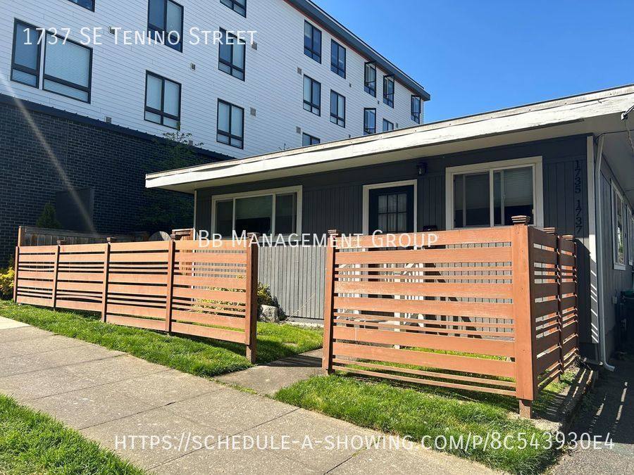 House for rent at 1737 SE Tenino St, Portland, OR 97202