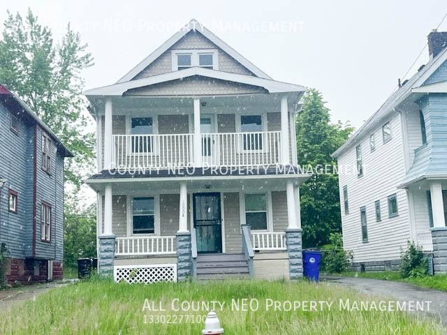 Apartment for rent at 10008 Mount Auburn Ave #UP, Cleveland, OH 44104