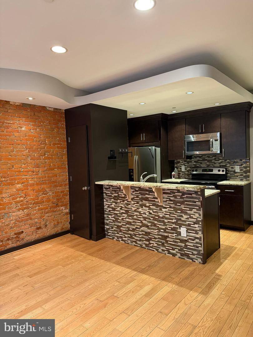 Townhouse for rent at 1217 Montrose St, Philadelphia, PA 19147