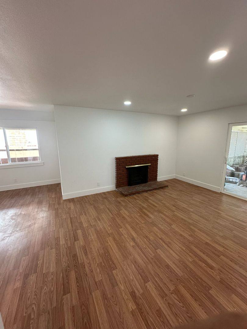 House for rent at 1534 S Thornburg St, Santa Maria, CA 93458