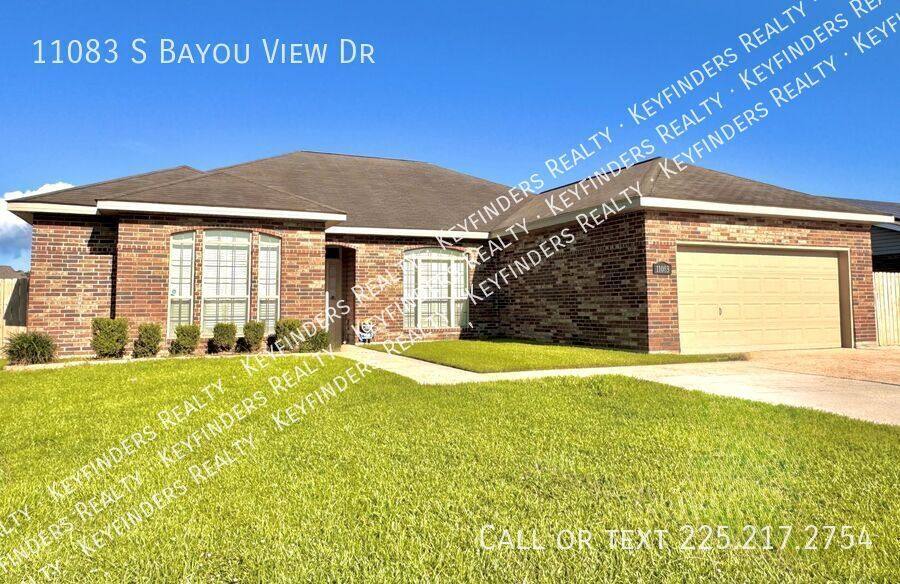 House for rent at 11083 S Bayou View Dr, Gonzales, LA 70737