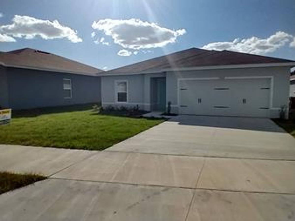 House for rent at 1060 Kobuk St, Haines City, FL 33844
