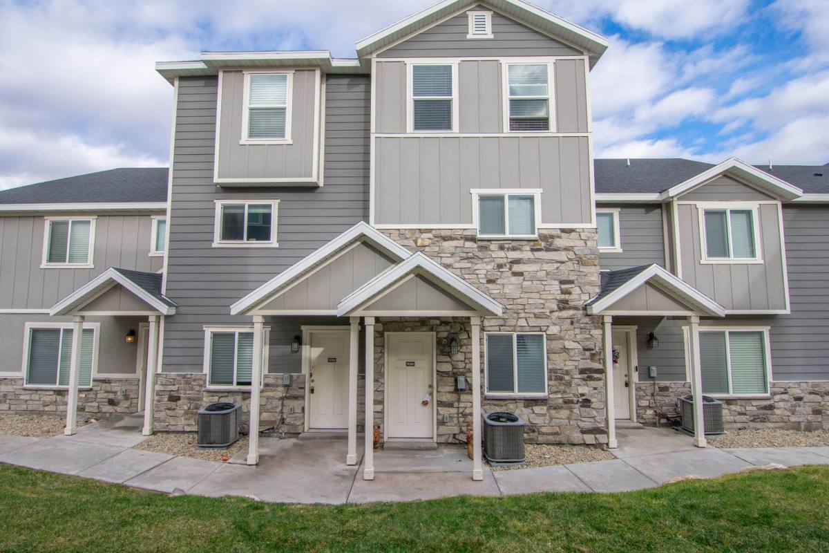 House for rent at 14411 S Ashburn Way, Herriman, UT 84096