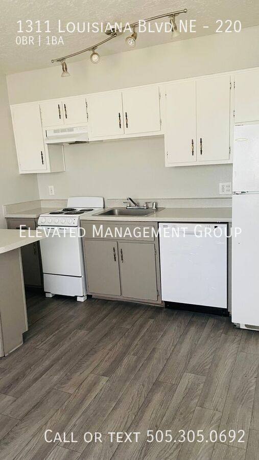 Apartment for rent at 1311 Louisiana Blvd NE #220, Albuquerque, NM 87110