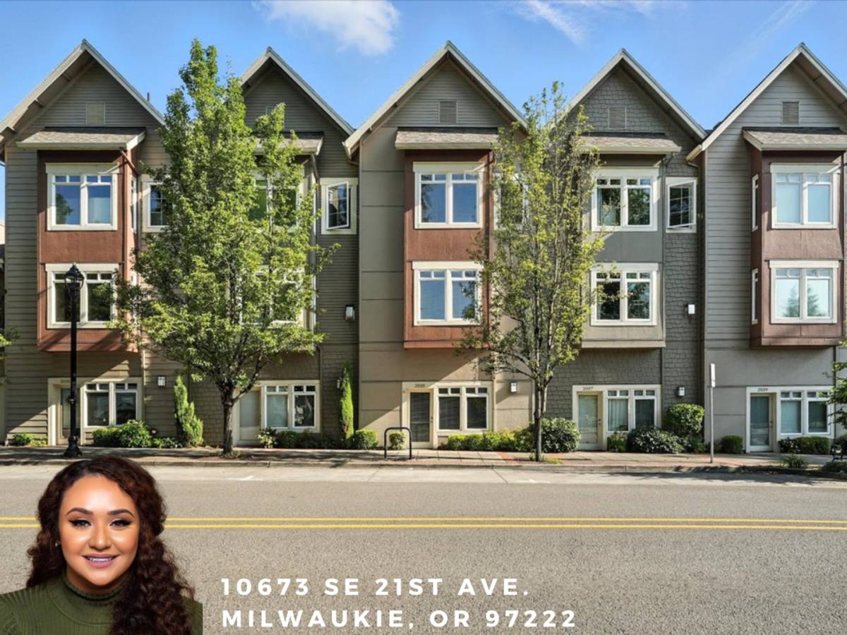 Townhouse for rent at 10673 SE 21st Ave, Portland, OR 97222