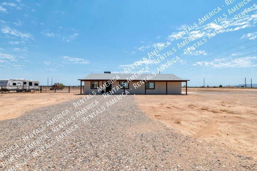 House for rent at 2949 W Derby St, Casa Grande, AZ 85194