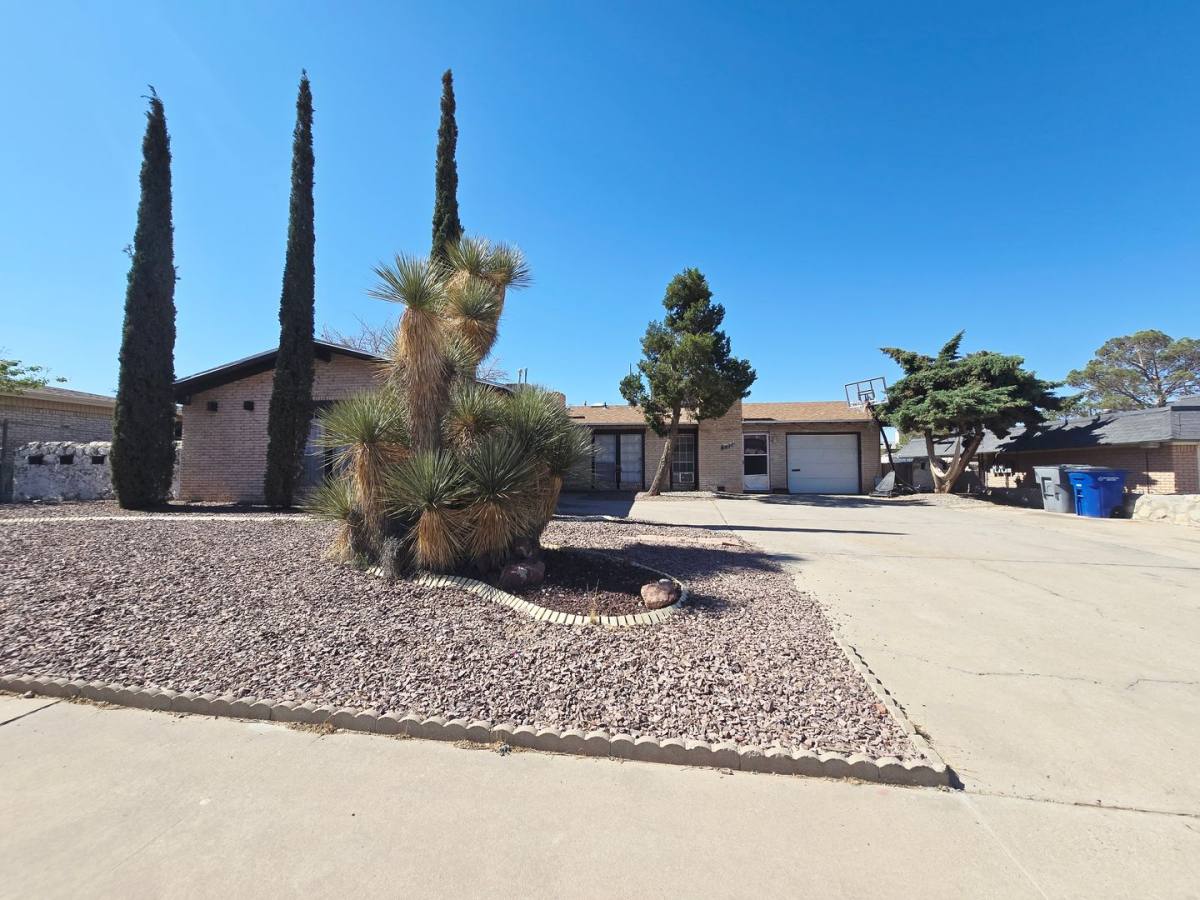 House for rent at 6625 Escondido, El Paso, TX 79912
