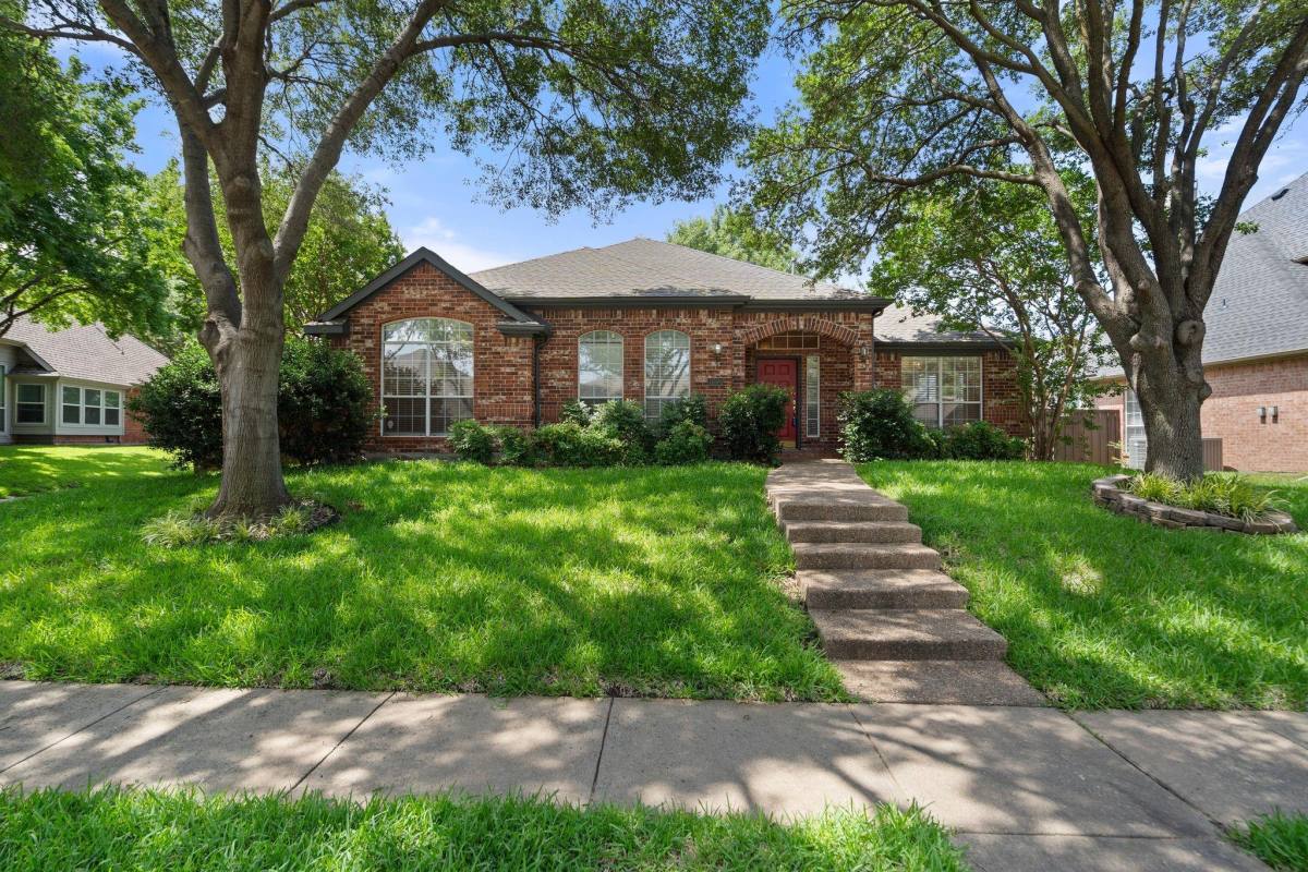 House for rent at 4664 Wales Dr, Plano, TX 75024