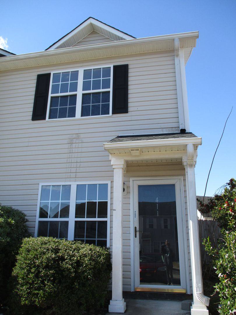 Townhouse for rent at 411 Timberlake Trail, Jacksonville, NC 28546