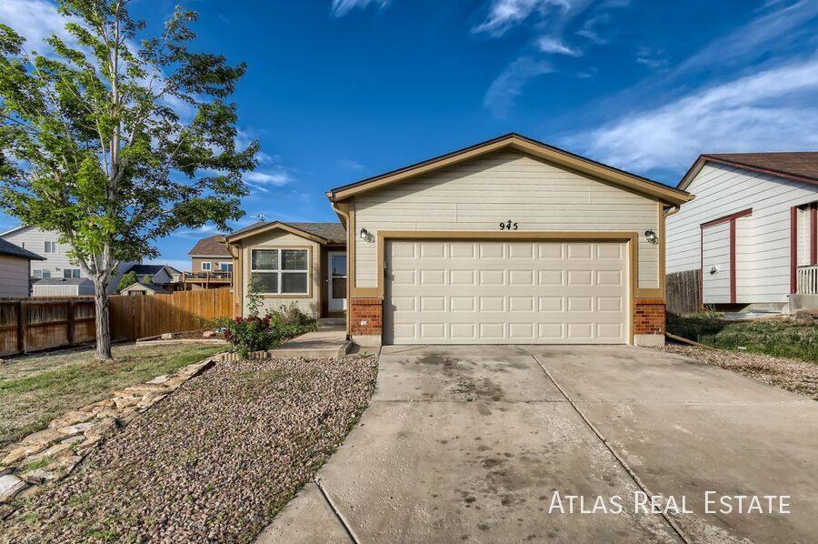 House for rent at 945 Lords Hill Dr, Fountain, CO 80817