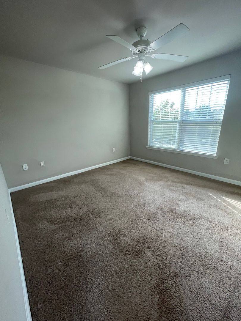 Apartment for rent at 1105 Tree Top Way, Knoxville, TN 37920