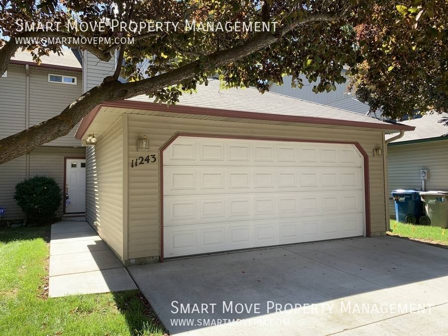 Townhouse for rent at 11243 W Stallion Lane, Boise, ID 83713