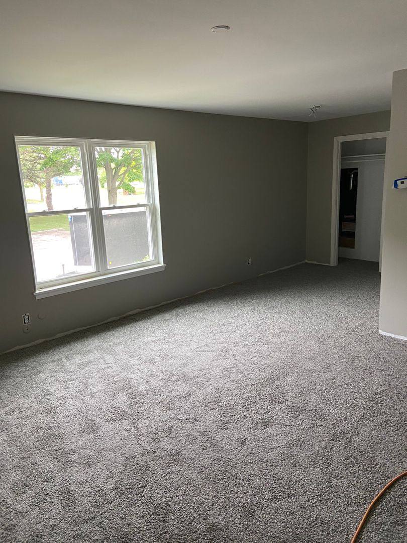 Apartment for rent at 904 Georgian Dr, Danville, IL 61832