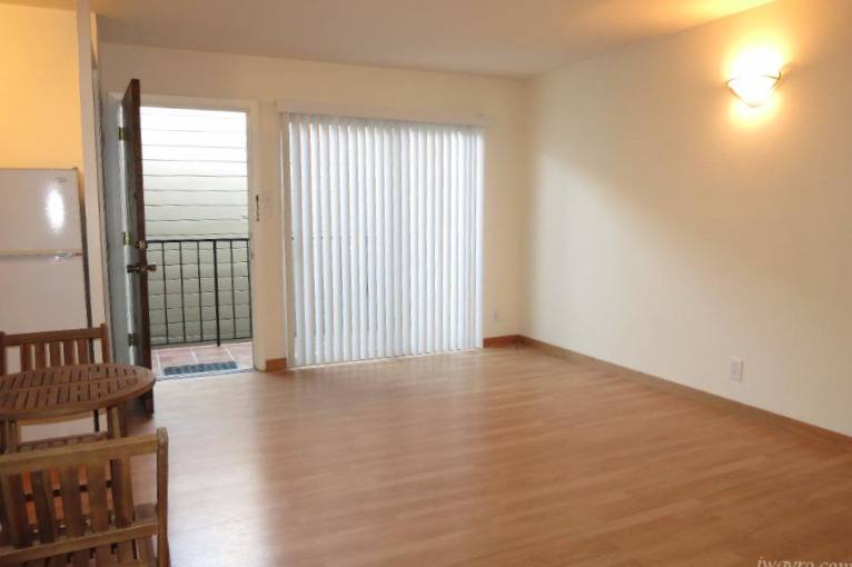 Apartment for rent at 1911 Greenwich St #7, San Francisco, CA 94123