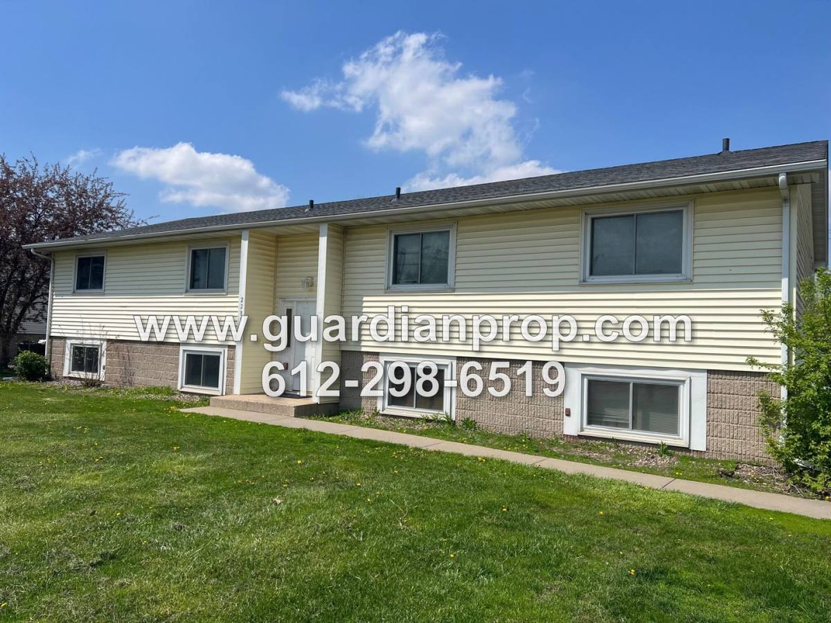 Apartment for rent at 2289 11th Ave E, Saint Paul, MN 55109