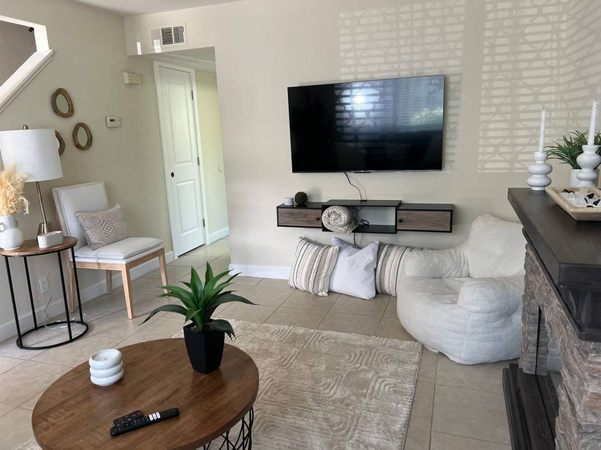 House for rent at 1402 Callen St, Vacaville, CA 95688