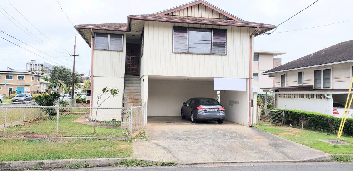 Apartment for rent at 1703 Waiola St, Honolulu, HI 96826