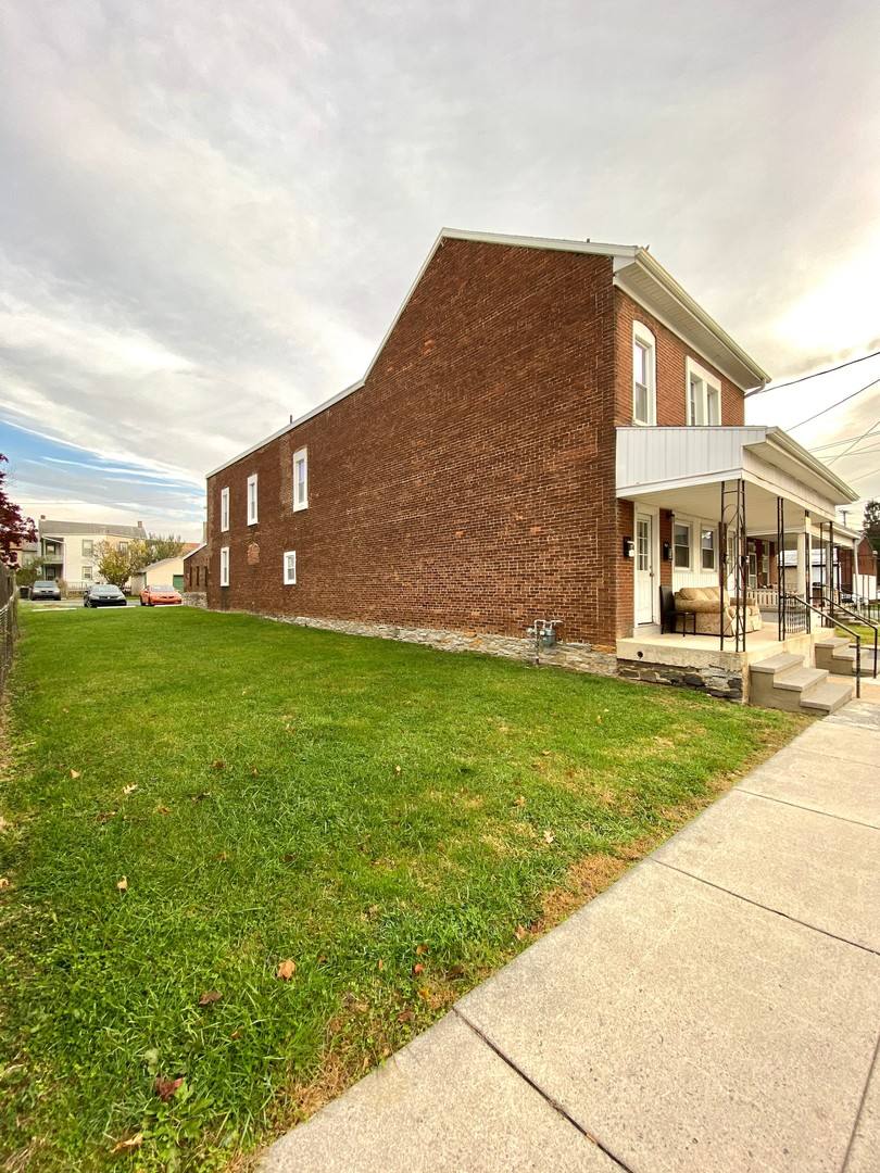 Apartment for rent at 39 Lehman St, Lebanon, PA 17046