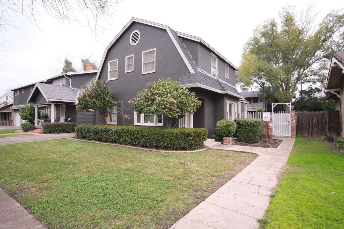 House for rent at 430 Sycamore Ave, Modesto, CA 95354