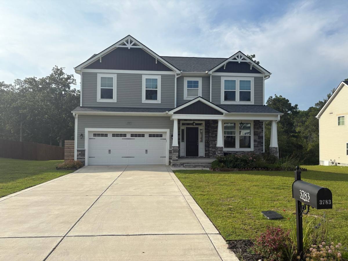 House for rent at 3783 Glencourse Way, Fayetteville, NC 28311