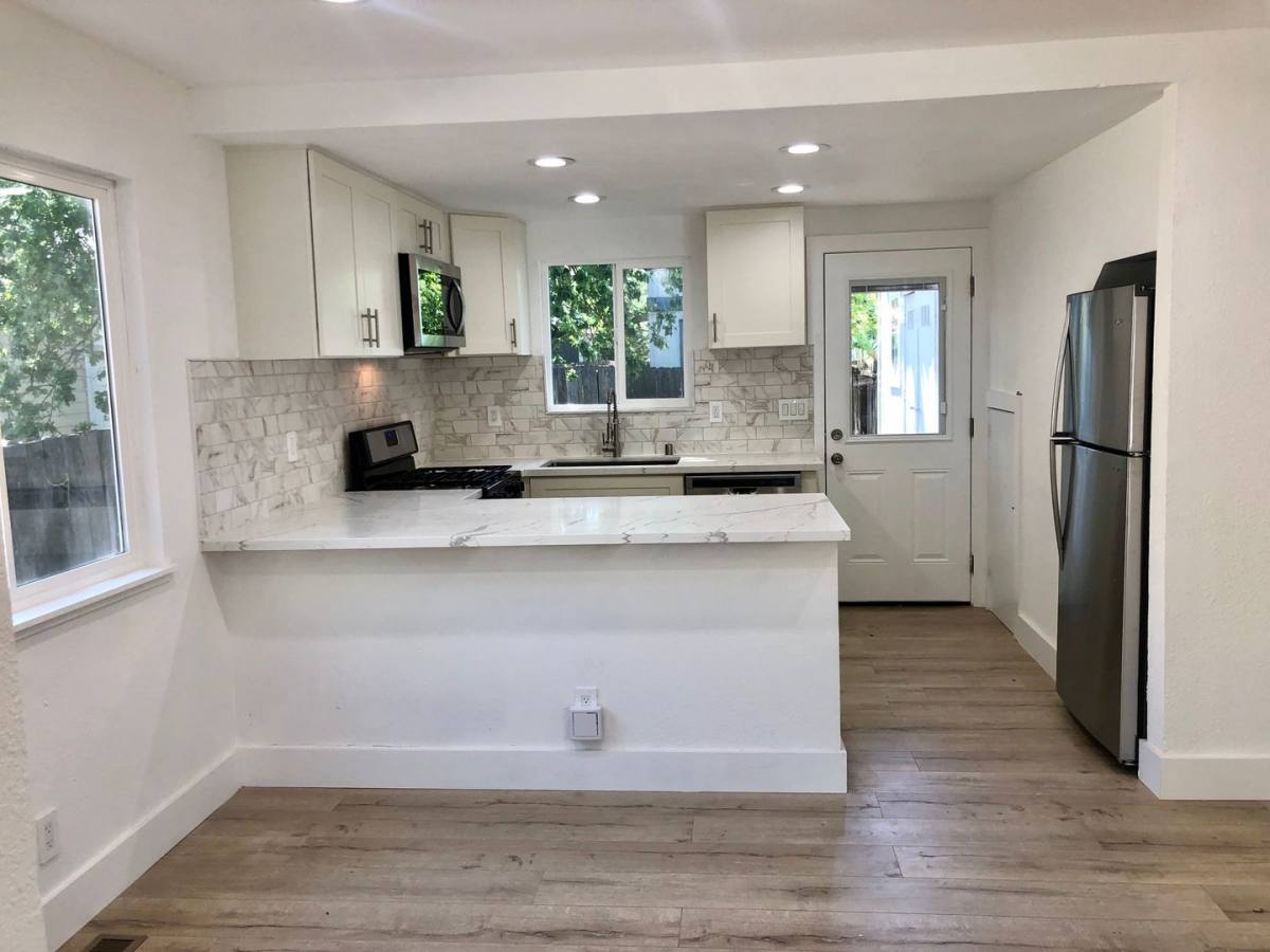 House for rent at 8695 Franklin St, Windsor, CA 95492
