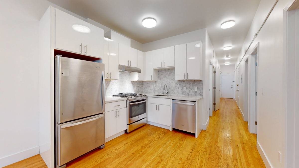 Apartment for rent at 533 Clayton St #537B, San Francisco, CA 94117