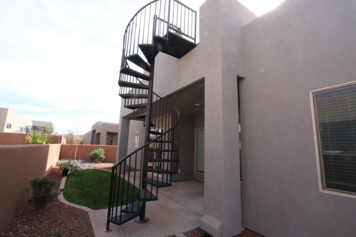 House for rent at 5298 W 3180 S, Hurricane, UT 84737
