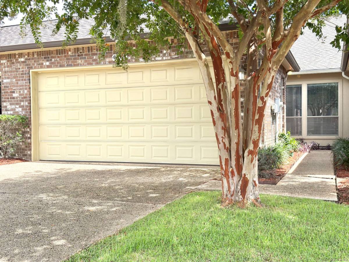House for rent at 40015 Champion Tif Dr E, Gonzales, LA 70737