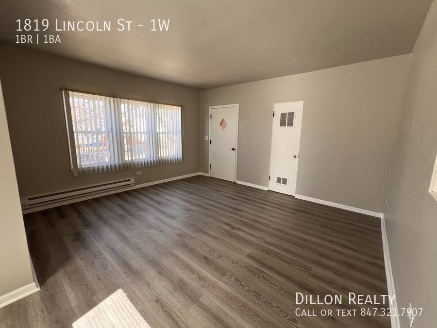 Apartment for rent at 1819 Lincoln St #1W, North Chicago, IL 60064