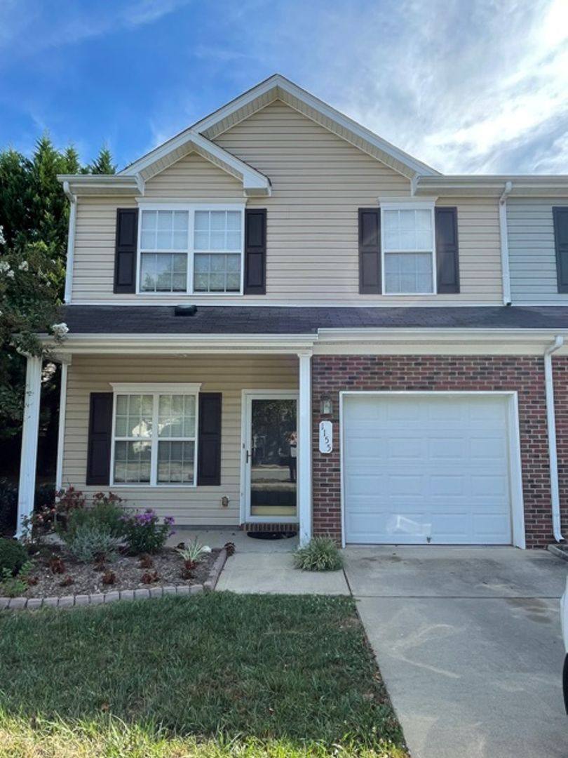 Townhouse for rent at 1155 Gloryvine Rd, Whitsett, NC 27377