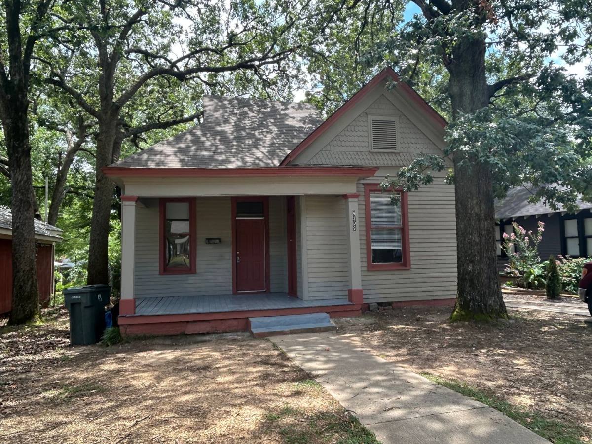 House for rent at 4309 W10th St, Little Rock, AR 72204