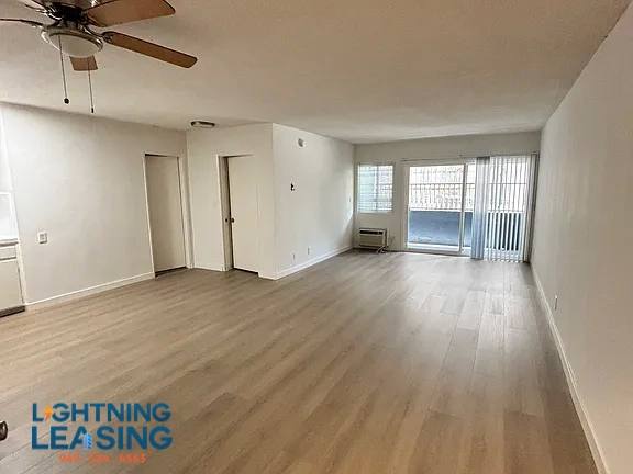 Apartment for rent at 702 S Irolo St #3D, Los Angeles, CA 90005
