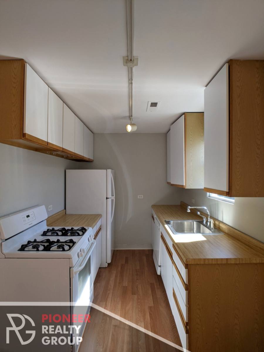 Apartment for rent at 3059 N Leavitt #3R, Chicago, IL 60618
